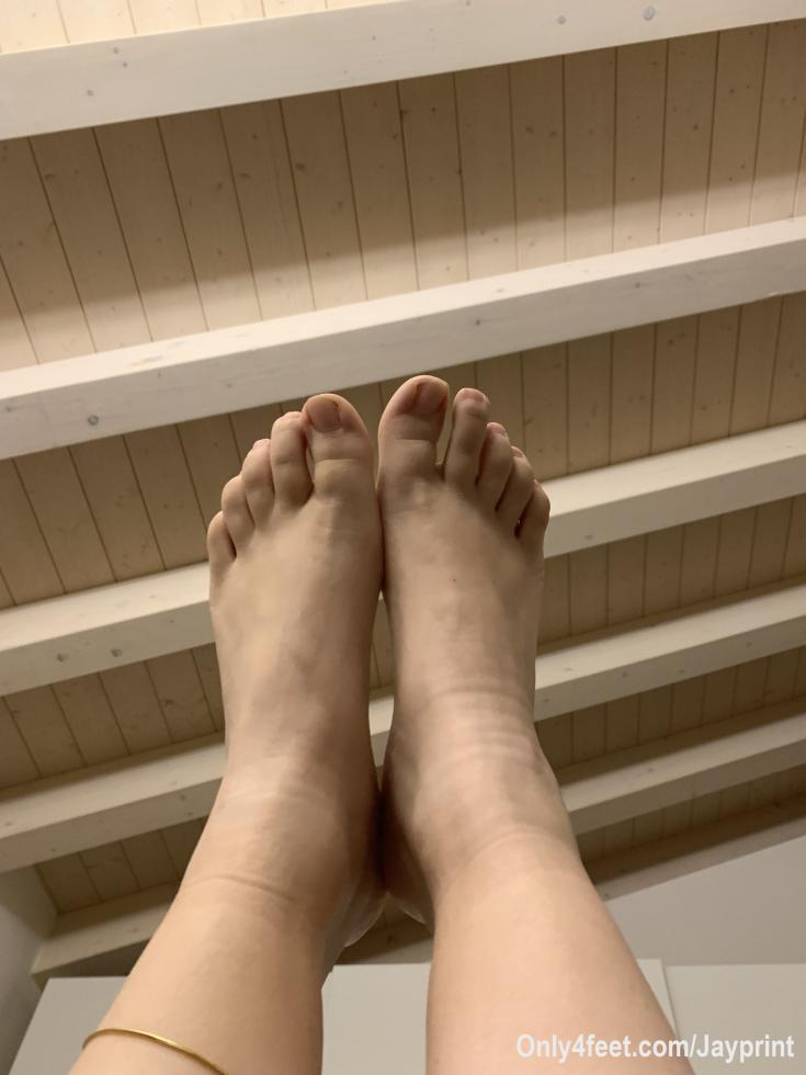 😋